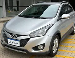 HYUNDAI HB20X 1.6 16V PREMIUM FLEX 4P AUTOMÁTICO HYUNDAI HB20X 1.6 16V PREMIUM FLEX 4P AUTOMÁTICO