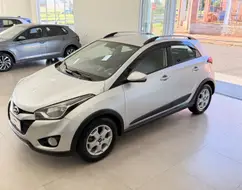 HYUNDAI HB20X 1.6 16V PREMIUM FLEX 4P MANUAL HYUNDAI HB20X 1.6 16V PREMIUM FLEX 4P MANUAL