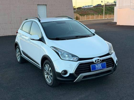 HYUNDAI HB20X 1.6 16V STYLE FLEX 4P MANUAL
