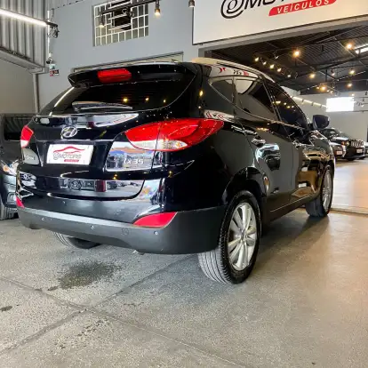 HYUNDAI-IX35-2.0 MPFI GLS 4X2 16V GASOLINA 4P AUTOMÁTICO HYUNDAI-IX35-2011