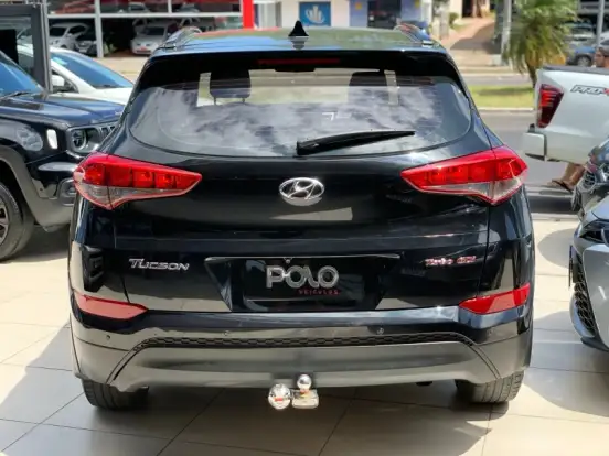 HYUNDAI-TUCSON-2021