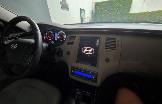 HYUNDAI AZERA 3.3 MPFI GLS SEDAN V6 24V GASOLINA 4P AUTOMÁTICO