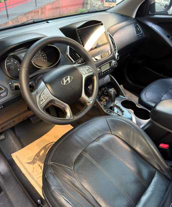 HYUNDAI-IX35-2011