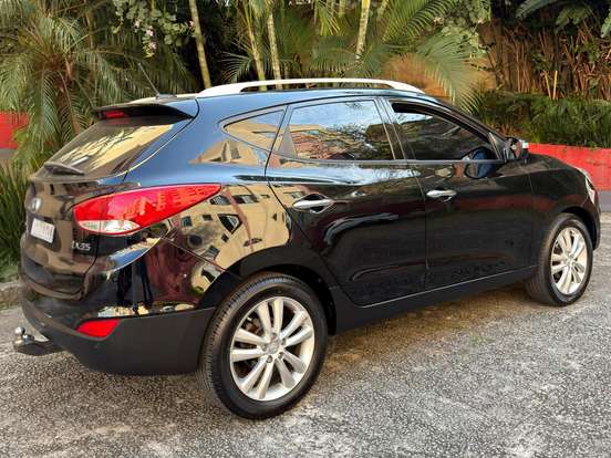 HYUNDAI-IX35-2.0 MPFI GLS 4X2 16V GASOLINA 4P AUTOMÁTICO HYUNDAI-IX35-2011
