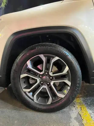 JEEP-COMMANDER-2022