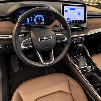 JEEP-COMMANDER-2024