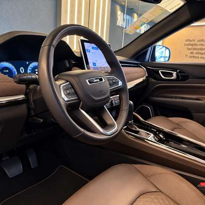 JEEP-COMMANDER-2024