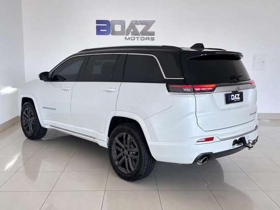 JEEP-COMMANDER-2.0 HURRICANE 4 TURBO GASOLINA OVERLAND AT9 JEEP-COMMANDER-2025
