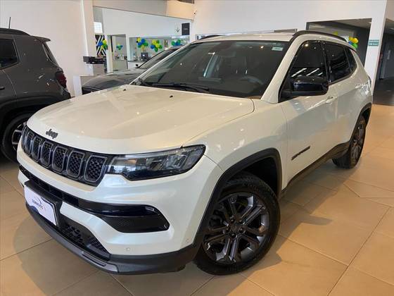 JEEP COMPASS 1.3 T270 TURBO FLEX LONGITUDE AT6