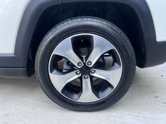 JEEP-COMPASS-2.0 16V FLEX LONGITUDE AUTOMÁTICO JEEP-COMPASS-2018