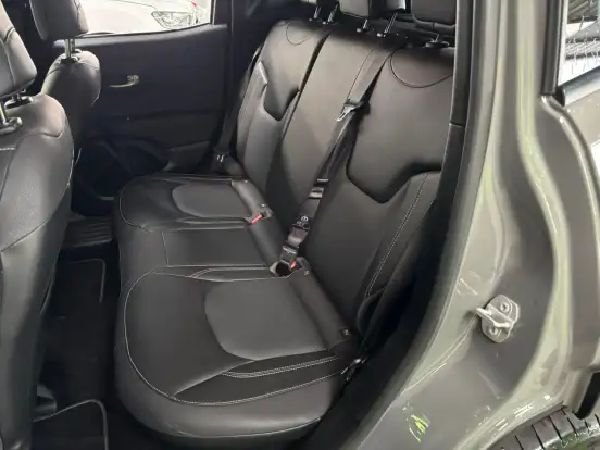 JEEP-RENEGADE-2025