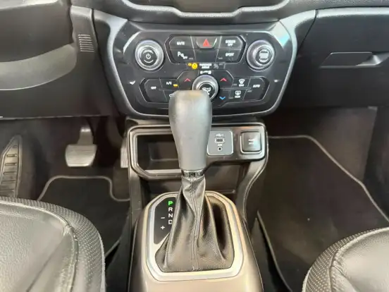 JEEP-RENEGADE-2021