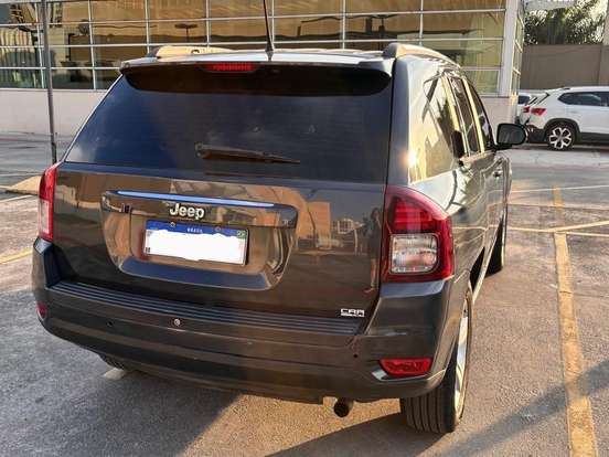 JEEP-COMPASS-2.0 SPORT 4X2 16V GASOLINA 4P AUTOMÁTICO JEEP-COMPASS-2014