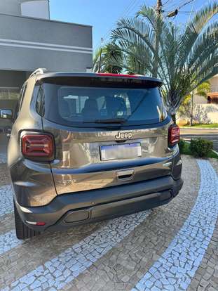 JEEP-RENEGADE-2023