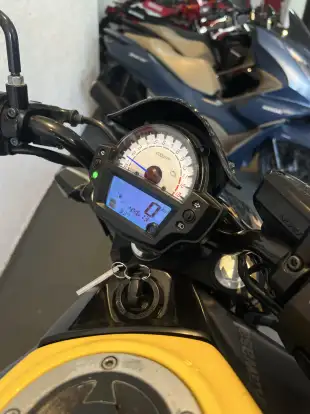 KAWASAKI-ER-6N-2013