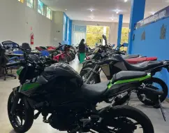 KAWASAKI Z400 KAWASAKI Z400