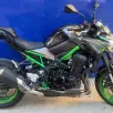 KAWASAKI Z900 KAWASAKI Z900