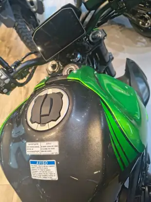 KAWASAKI-Z900 KAWASAKI-Z900-2025
