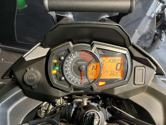 KAWASAKI-VERSYS-X 300 KAWASAKI-VERSYS-X 300-2023
