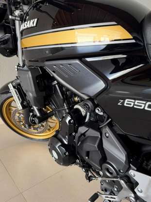 KAWASAKI-Z650 ABS RS-2025
