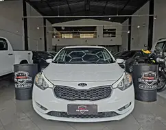 KIA CERATO 1.6 SX 16V FLEX 4P AUTOMÁTICO KIA CERATO 1.6 SX 16V FLEX 4P AUTOMÁTICO