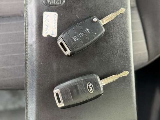 KIA-CERATO-1.6 SX 16V FLEX 4P MANUAL KIA-CERATO-2013