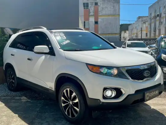 KIA-SORENTO-3.5 S.658 V6 4X4 24V GASOLINA 4P AUTOMÁTICO KIA-SORENTO-2012