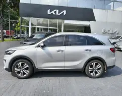 KIA SORENTO 3.5 V6 GASOLINA EX 7L AUTOMATICO KIA SORENTO 3.5 V6 GASOLINA EX 7L AUTOMATICO