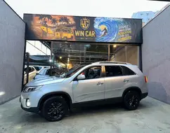 KIA SORENTO 3.5 V6 GASOLINA EX 7L 4WD AUTOMÁTICO KIA SORENTO 3.5 V6 GASOLINA EX 7L 4WD AUTOMÁTICO