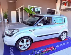 KIA SOUL 1.6 EX 16V FLEX 4P MANUAL KIA SOUL 1.6 EX 16V FLEX 4P MANUAL