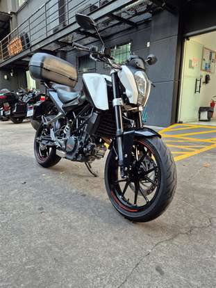 KTM-200 DUKE KTM-200 DUKE-2016