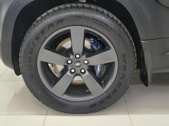 LAND ROVER-DEFENDER-2025