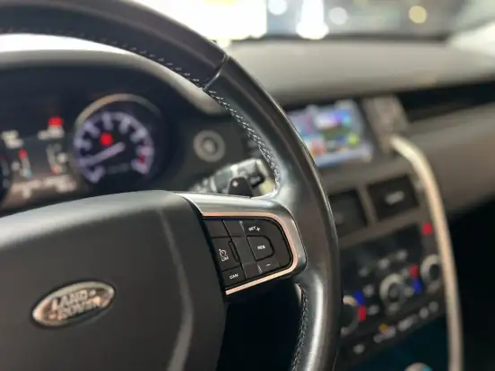 LAND ROVER-DISCOVERY SPORT-2015