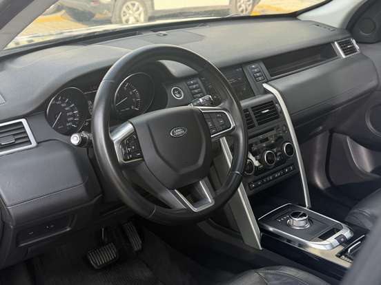 LAND ROVER-DISCOVERY SPORT-2015
