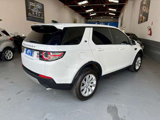 LAND ROVER-DISCOVERY SPORT-2017