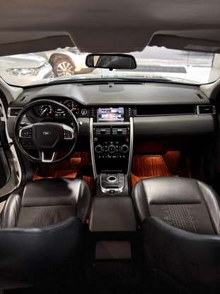 LAND ROVER-DISCOVERY SPORT-2017