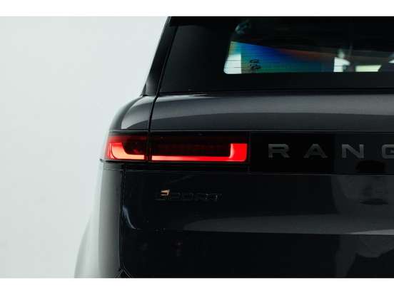 LAND ROVER-RANGE ROVER-2026