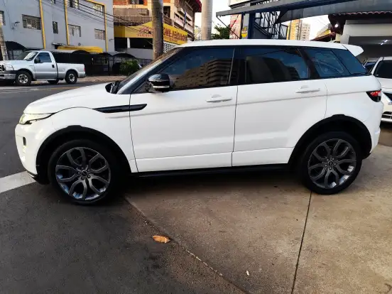 LAND ROVER-RANGE ROVER EVOQUE-2.0 DYNAMIC TECH 4WD 16V GASOLINA 4P AUTOMÁTICO LAND ROVER-RANGE ROVER EVOQUE-2013