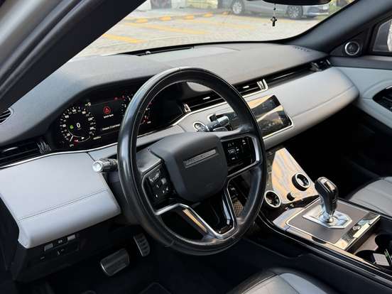 LAND ROVER-RANGE ROVER EVOQUE-2.0 P250 FLEX R-DYNAMIC SE AWD AUTOMÁTICO LAND ROVER-RANGE ROVER EVOQUE-2021