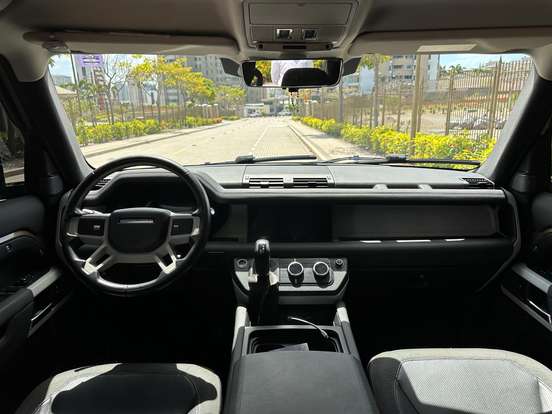 LAND ROVER-DEFENDER-2.0 P300 GASOLINA 110 SE AWD AUTOMÁTICO LAND ROVER-DEFENDER-2020