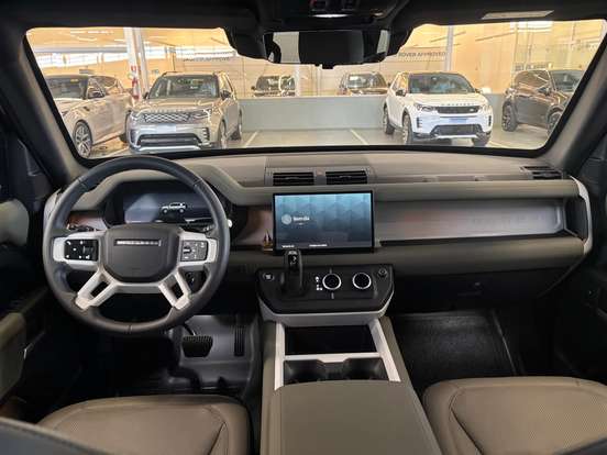 LAND ROVER-DEFENDER-2024