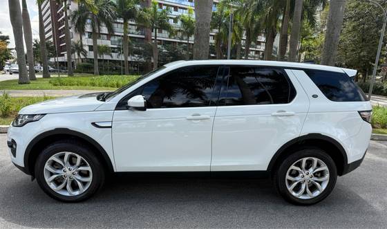 LAND ROVER DISCOVERY SPORT 2.0 16V D240 BITURBO DIESEL HSE 4P AUTOMÁTICO