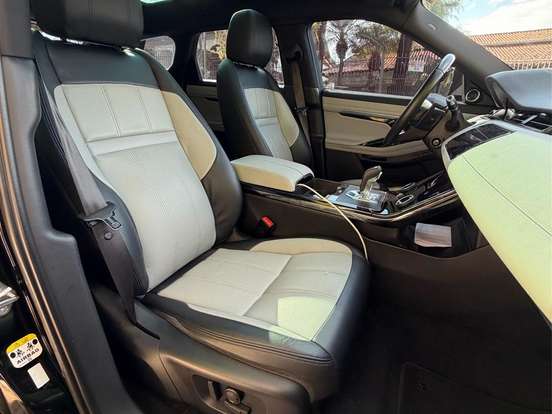 LAND ROVER-RANGE ROVER EVOQUE-2.0 P250 FLEX R-DYNAMIC SE AWD AUTOMÁTICO LAND ROVER-RANGE ROVER EVOQUE-2019