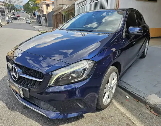 MERCEDES-BENZ-A 200-2017