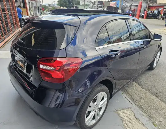 MERCEDES-BENZ-A 200-2017