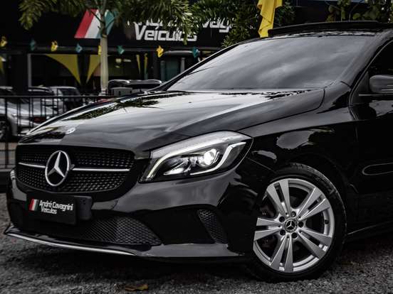 MERCEDES-BENZ-A 200-2018