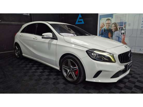 MERCEDES-BENZ-A 200-1.6 TURBO 16V FLEX 4P AUTOMÁTICO MERCEDES-BENZ-A 200-2016
