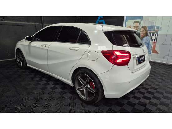 MERCEDES-BENZ-A 200-2016