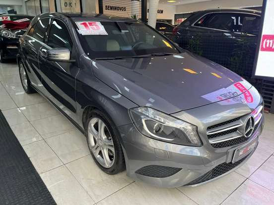 MERCEDES-BENZ-A 200-2015