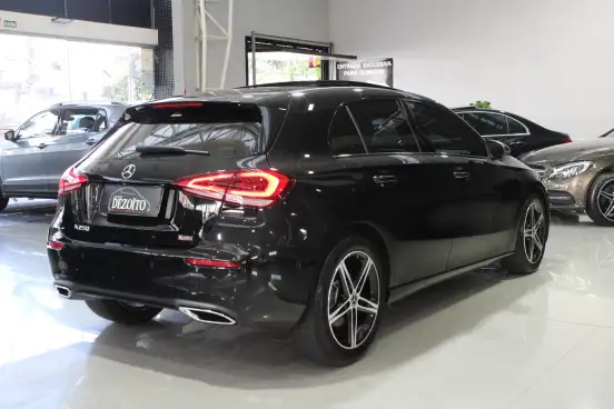 MERCEDES-BENZ-A 250-2019